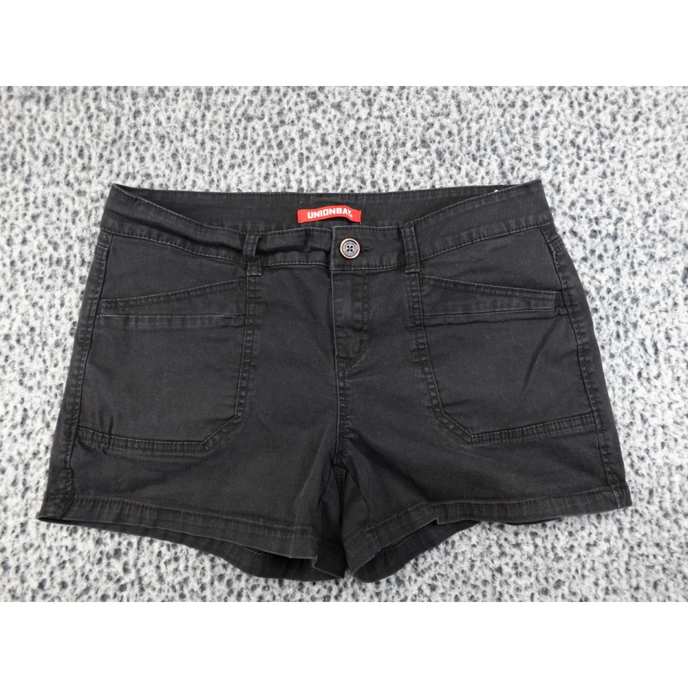 Unionbay Women Black Utility Cargo Shorts Size 13 Mid Rise Patch Pockets Cotton